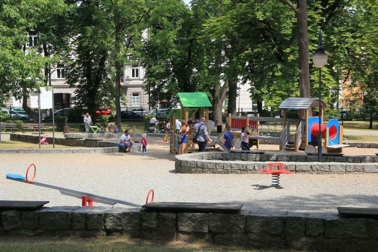 Poddasze Artysty Mieszkanie Ozonowane Apartment Czestochowa